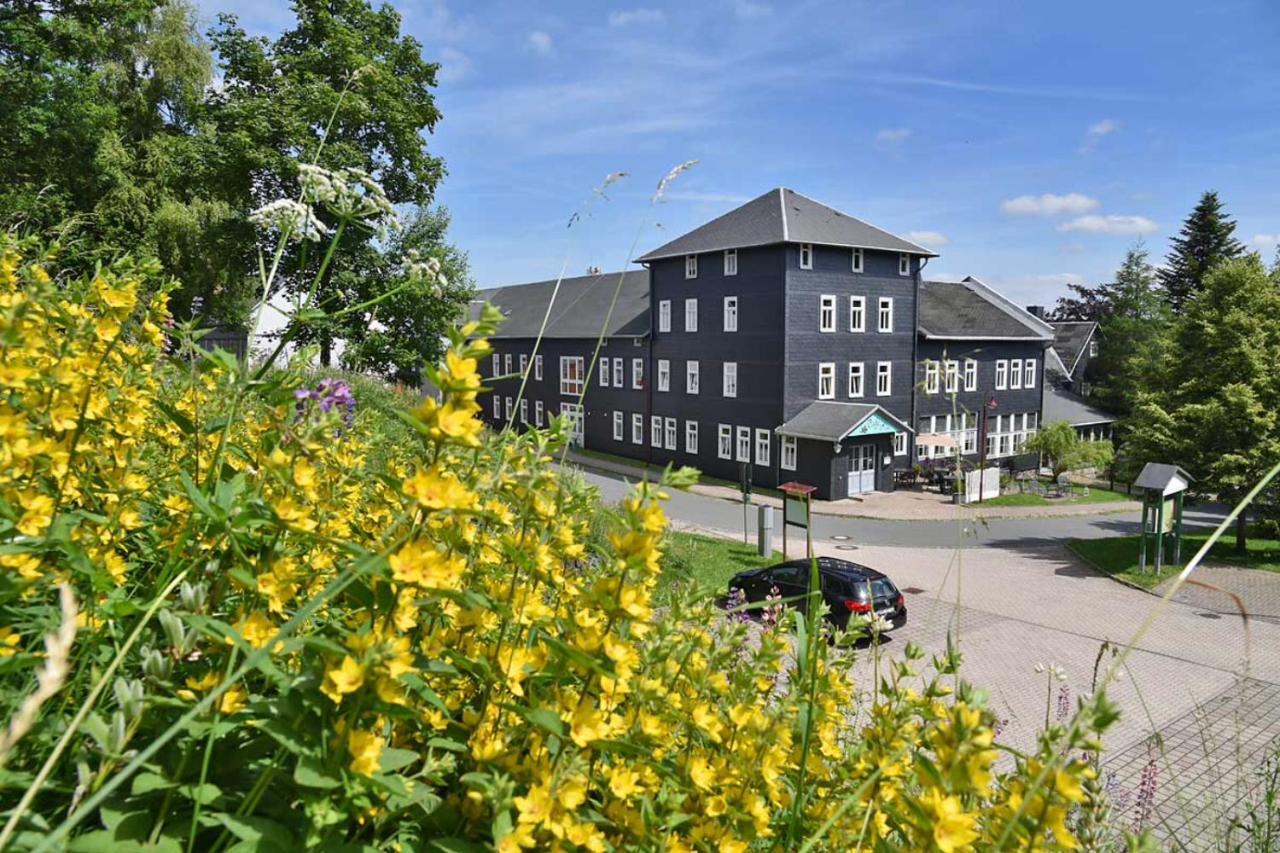 Apartments Und Bistro Zum Glasmacher Gehlberg Exterior photo